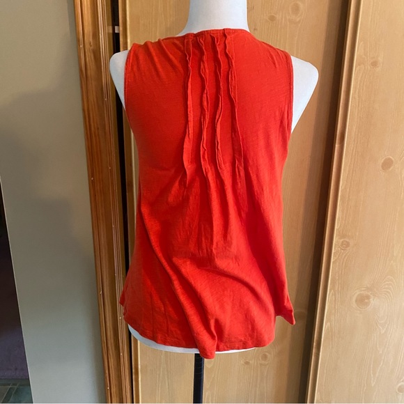 Deletta by Anthropologie • Twisted Pleats Cotton Tank in Red - Picture 8 of 10